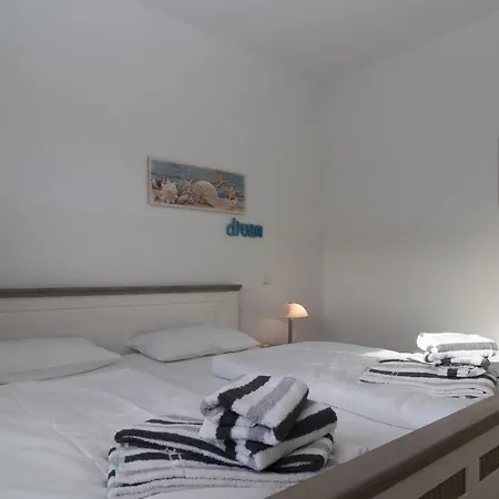 Apartment Haus Hummer Blaue Hornum