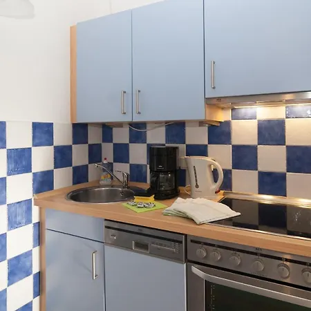 Haus Hummer Blaue Apartment Hornum